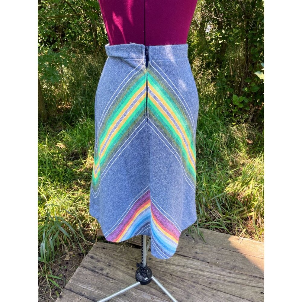 Vintage 1970's Rainbow Chevron Skirt Boho HIppy Size Small - Picture 8 of 15